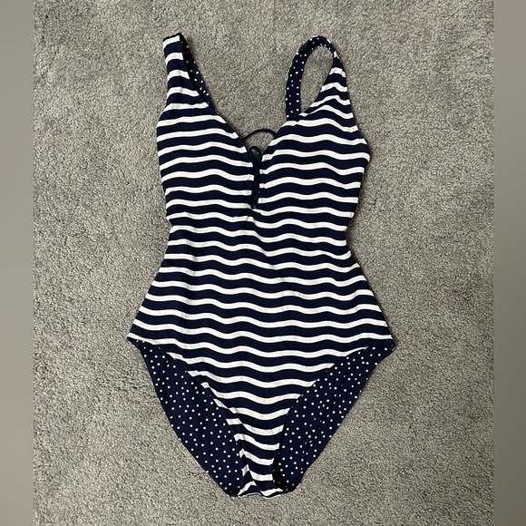 Tommy Bahama Sea Swell Reversible One Piece - Navy Blue & White - Size 8 - Picture 3 of 13